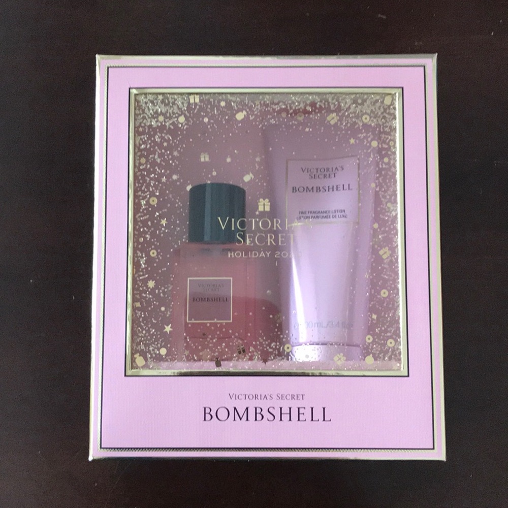 Victoria’s Secret Bombshell Set- New ✨✨